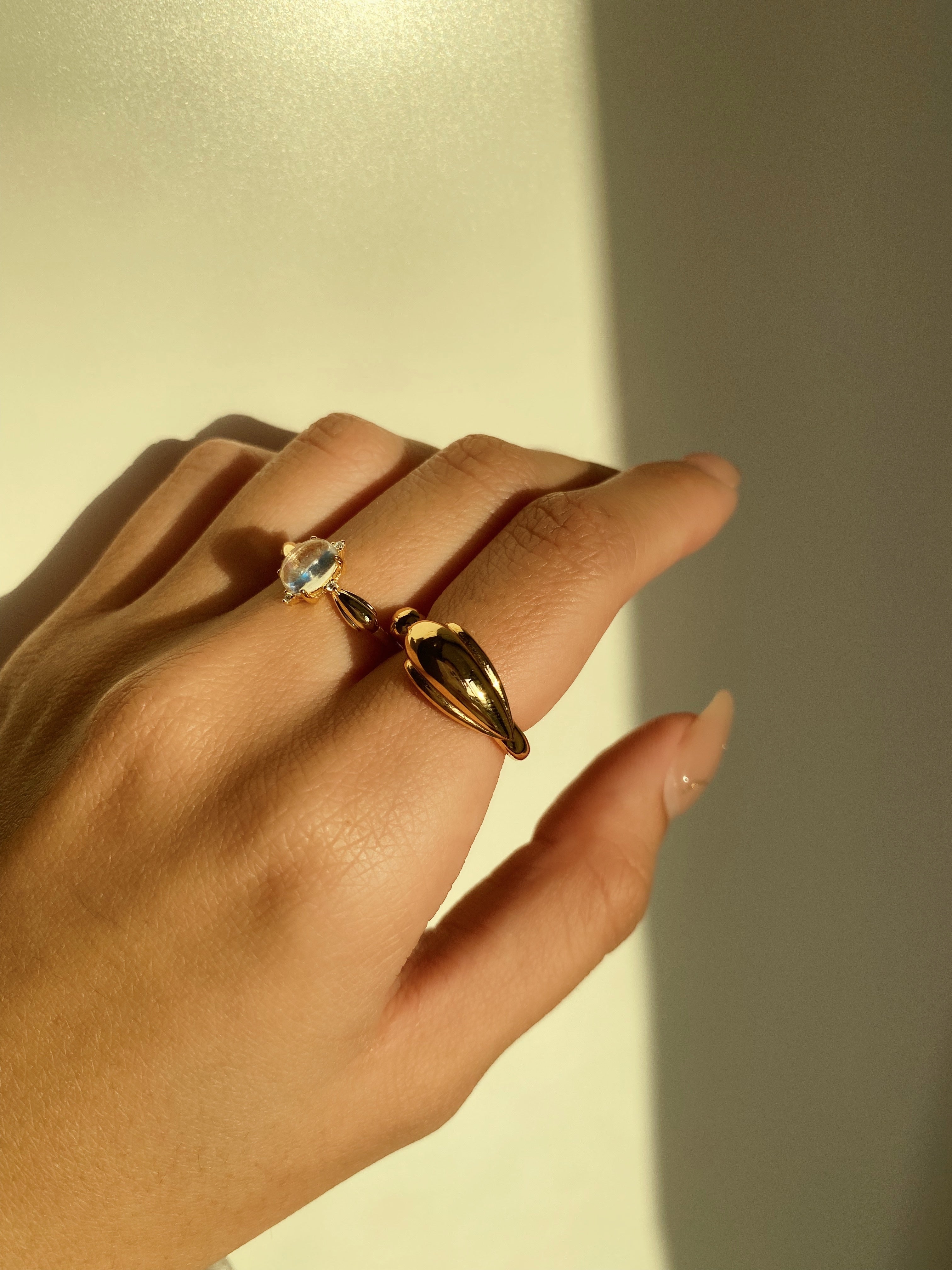 Ariel Ring