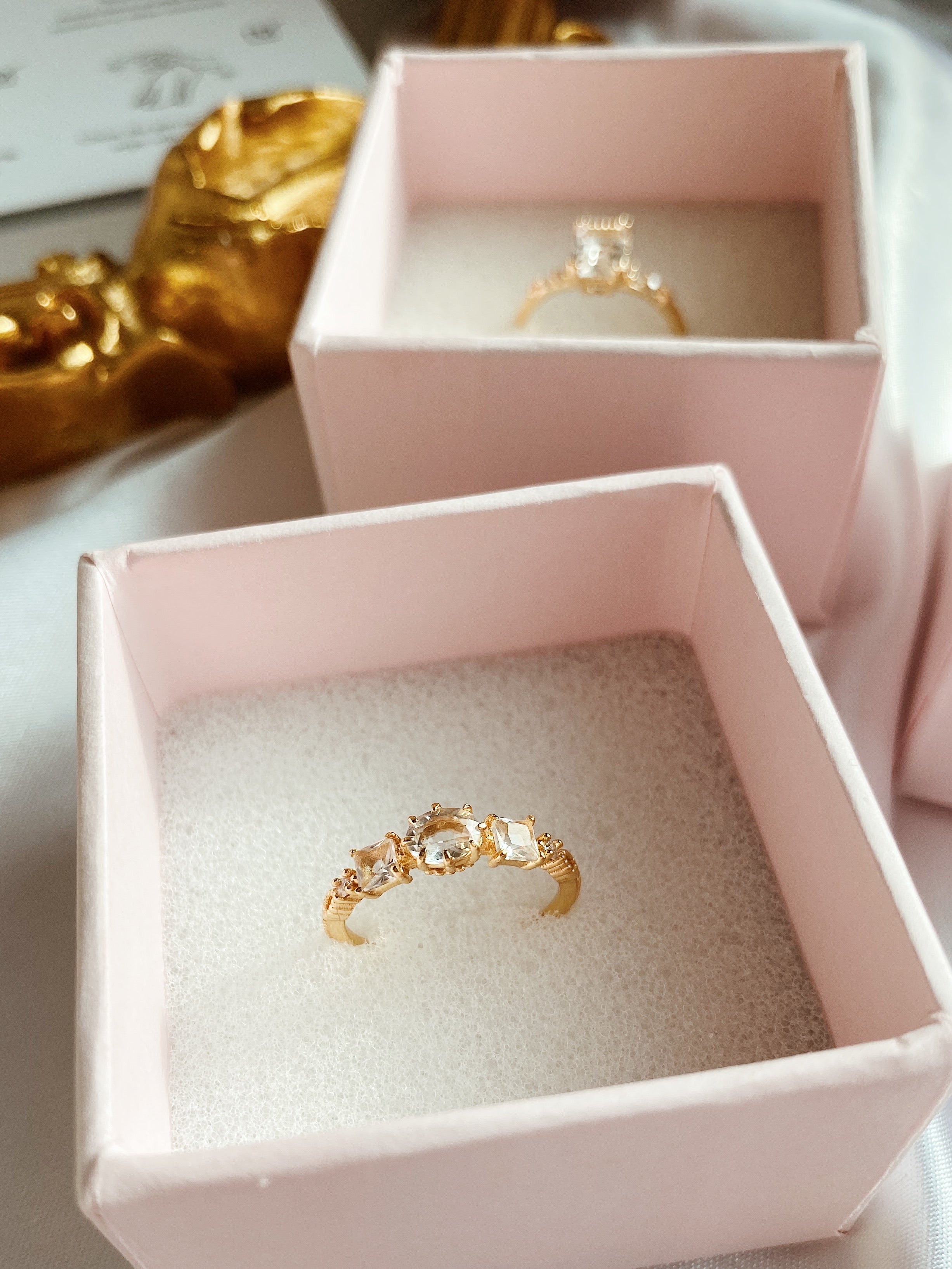 Twinkling Ring