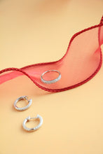 將圖片載入圖庫檢視器 Sparkling Row Eternity Ring
