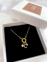 將圖片載入圖庫檢視器 Ocean Aesthetic Initial Hoop Necklace
